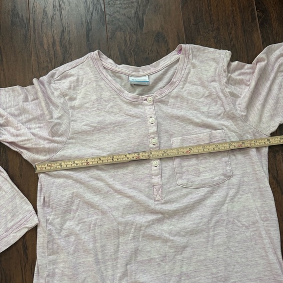 Columbia Size Medium Long Sleeve Henley Top - Picture 6 of 7